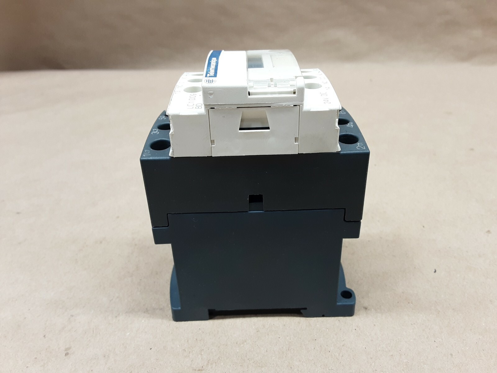 TELEMECANIQUE CONTACTOR LC1D09BD #1016F39*KR