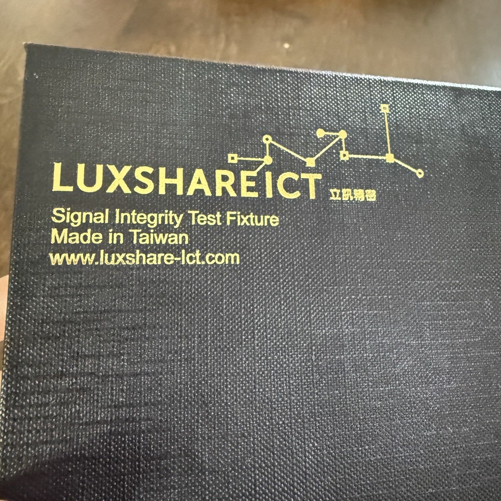 Luxshare-ICT Display Port eDP Receptacle TFD-11R28 ( 2 Test Boards + 4 cables )