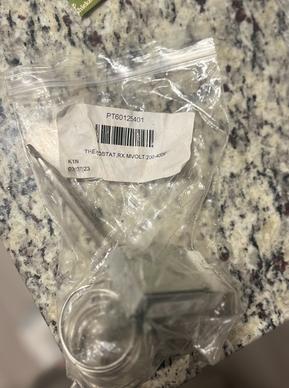 PT60125401 Pitco Thermostat Millivolt. (Models it fits in pictures) Have 2.