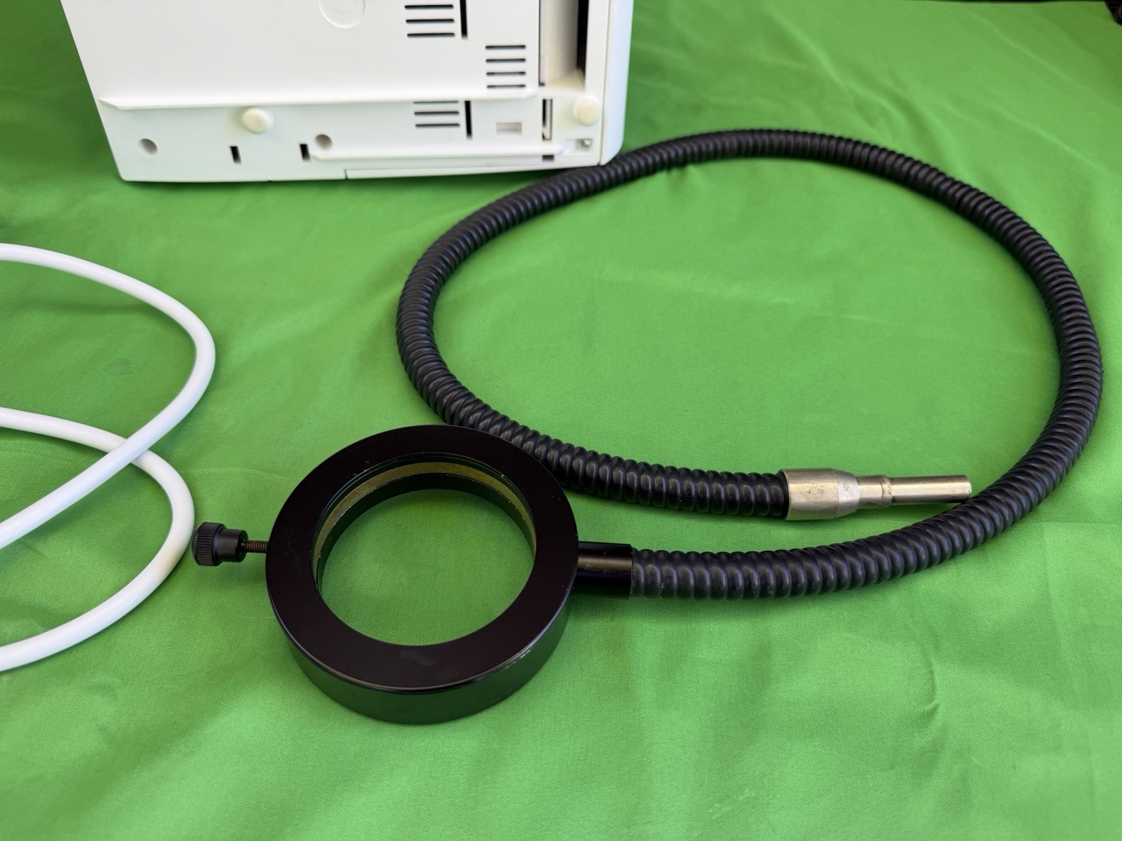 Zeiss CL 1500 ECO Fiber Optic Cold Light Source with Slit-Ring Illuminator