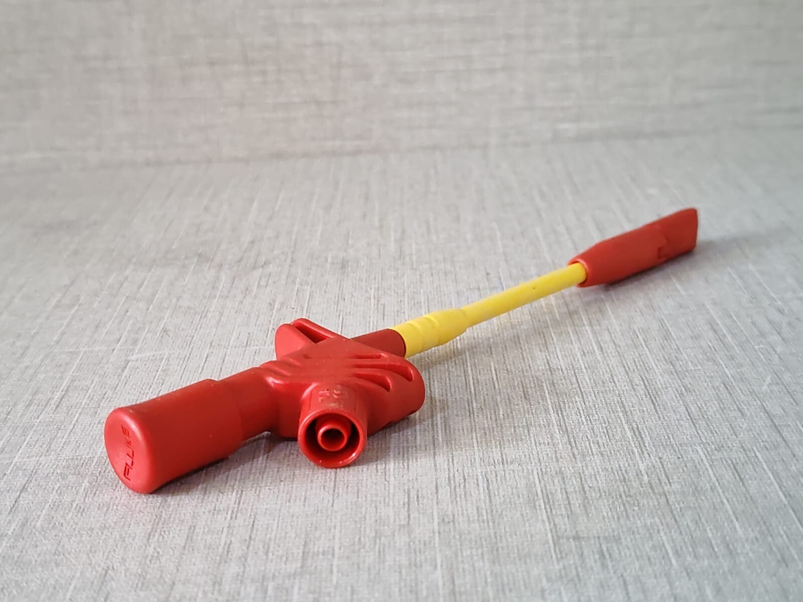 LOT 2 PCS FLUKE AC89 HEAVY DUTY INSULATION PIERCING CLIP
