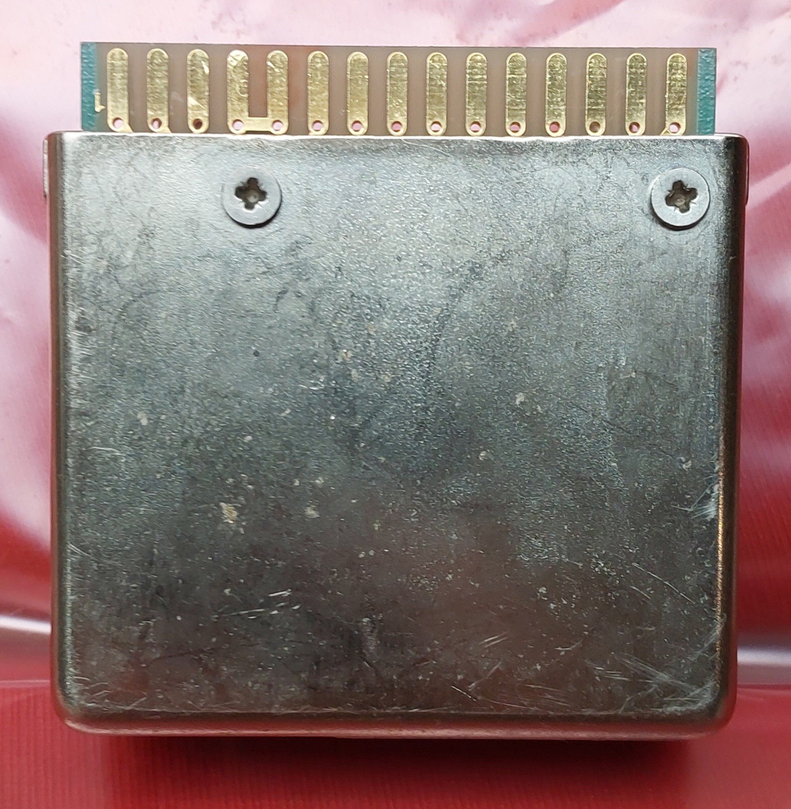 HP Agilent 10811-60111 10 Mhz Oscillator