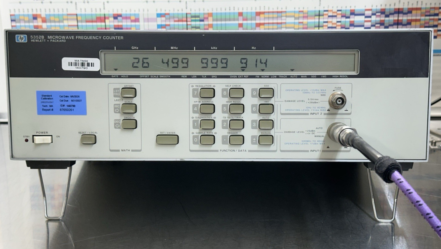 HP Agilent 5352B 40 GHz Microwave Frequency Counter Opt 010 — Calibrated —