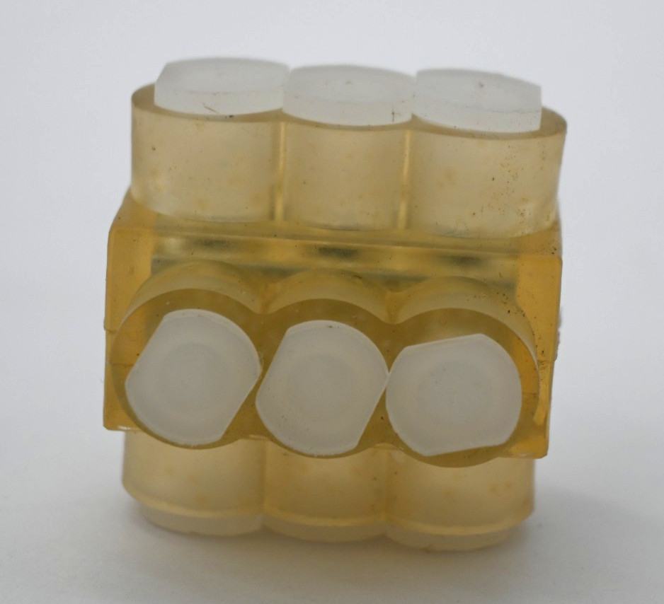 PANDUIT PCSB4-3-12Y MULTI-TAP CLEAR INSULATED ALUMINUM CONNECTOR BLOCK BOX OF 12