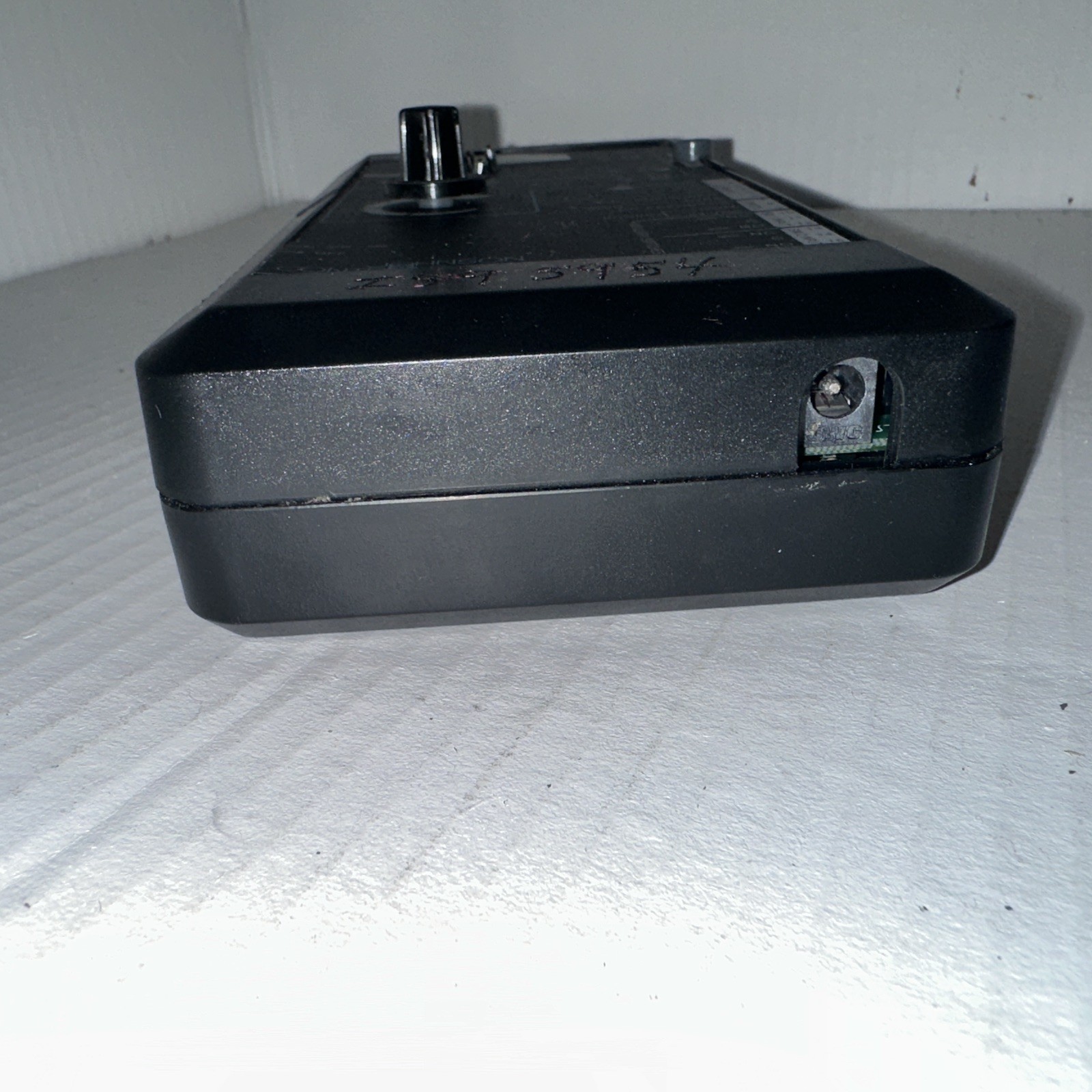 Johnson Controls Commissioning Tool m9000-200 w/case,strap,manual & connectors