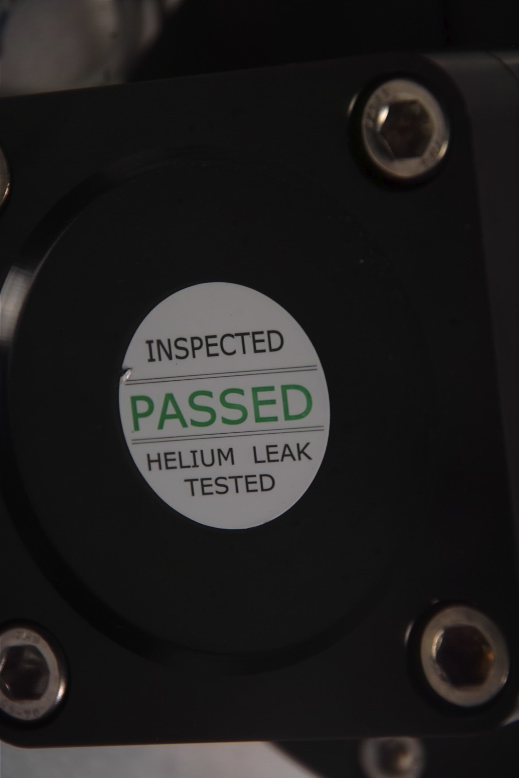 NEW iSAN CORPORATION VALVE HELIUM LEAK TESTED MF100 TPC W8H FREE SHIP