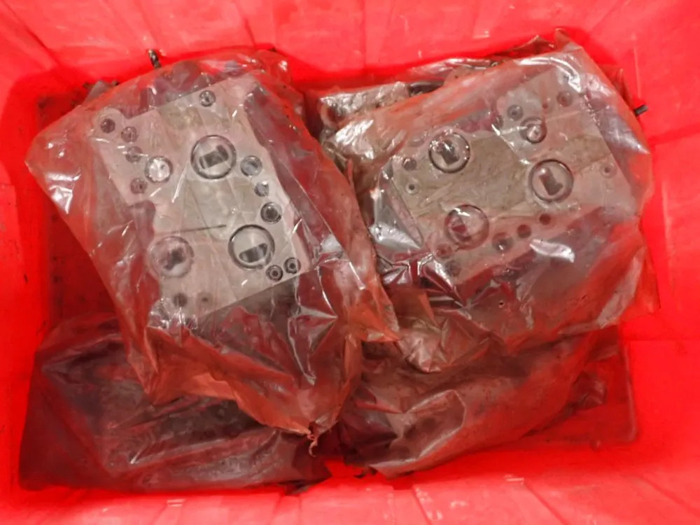 HYDRAULIC MANIFOLD VALVE 02250100512
