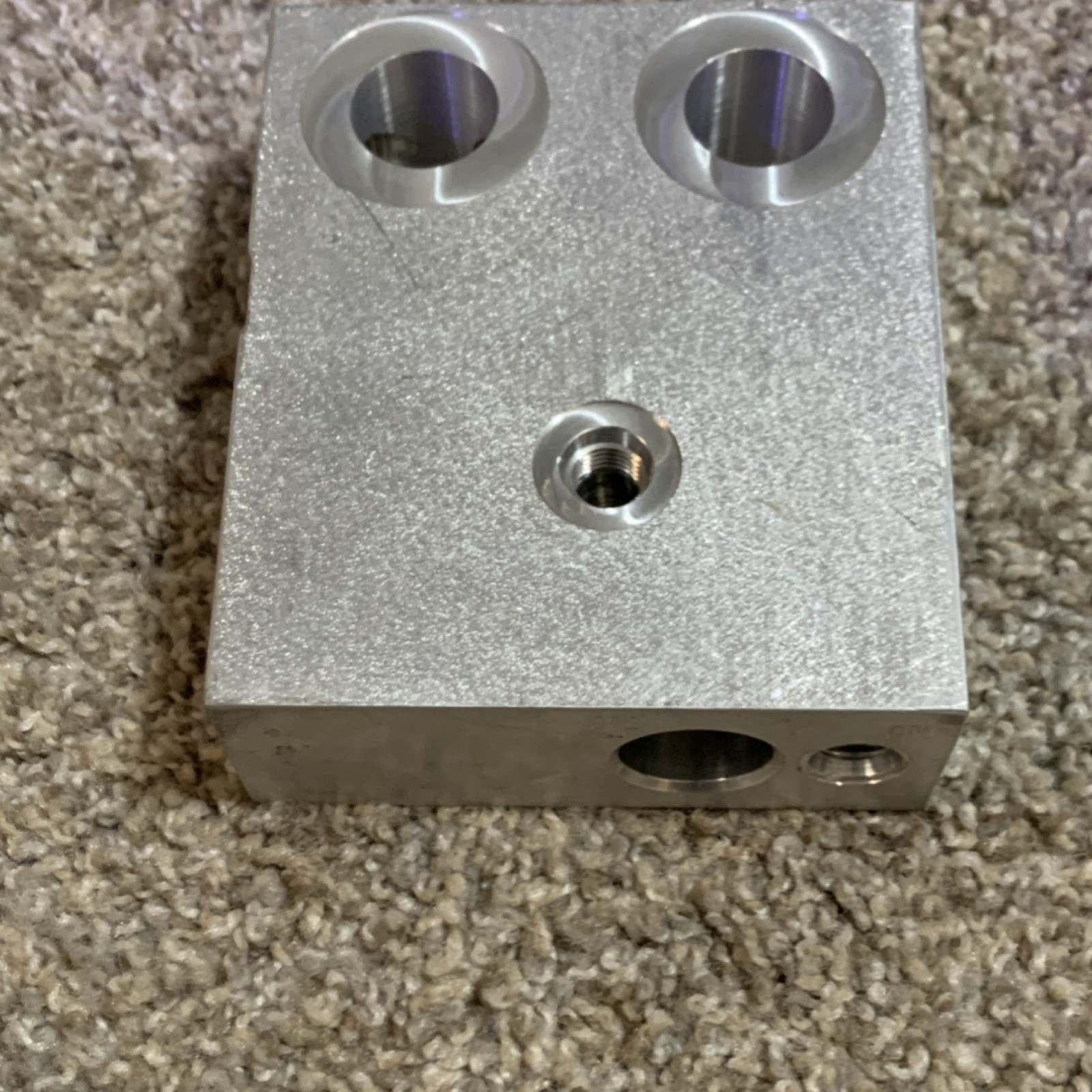 Aluminum Hydraulic Manifold Block, Multiple Threaded Ports, Machined Metal