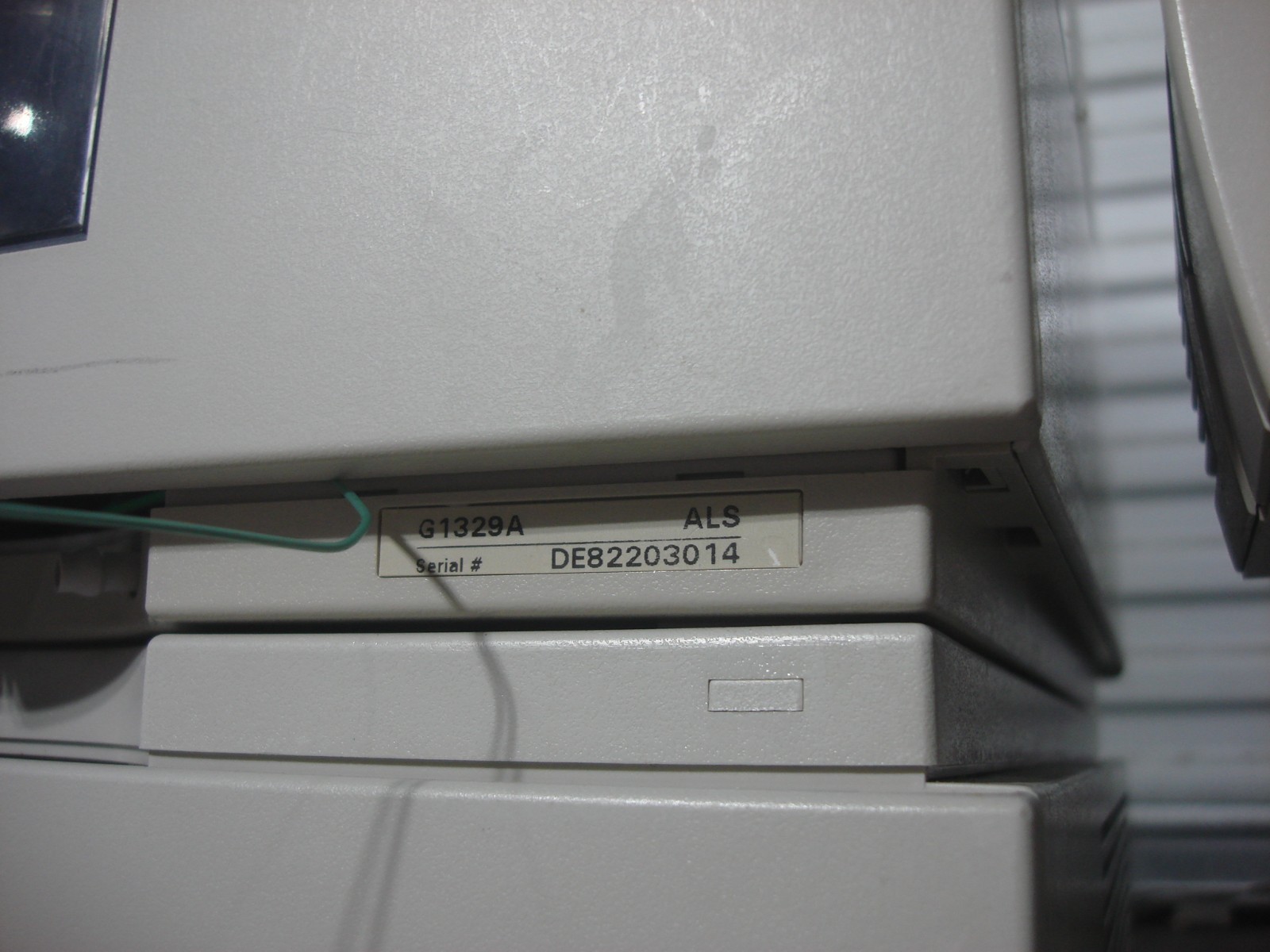 Agilent HP 1100 Series HPLC System G1329A G1311A G1314A G1316A G1330B G1322A