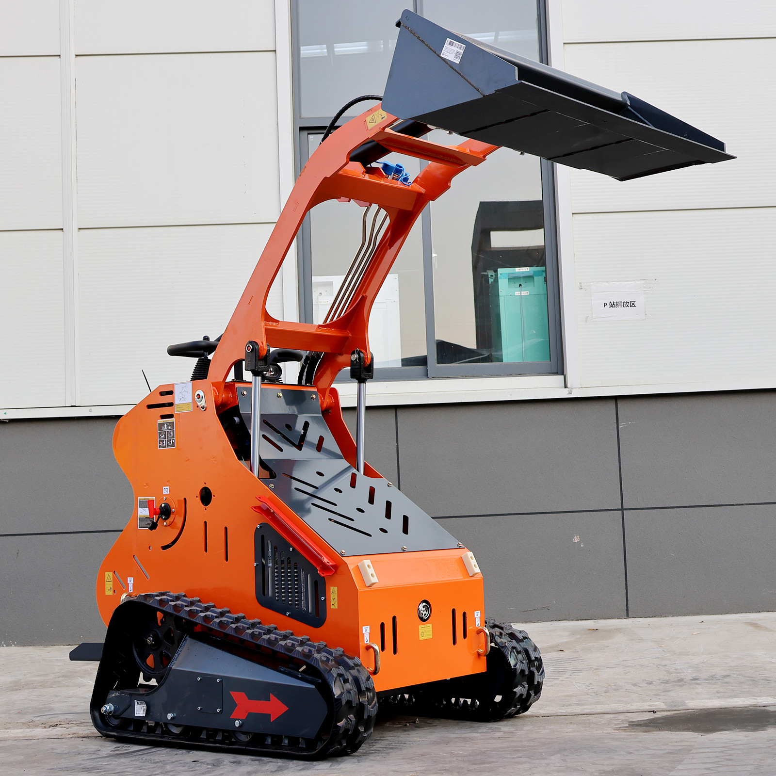Free Shipping New MachPro MP-S330 Mini Skid Steer Track Loader 15HP Gasoline EPA
