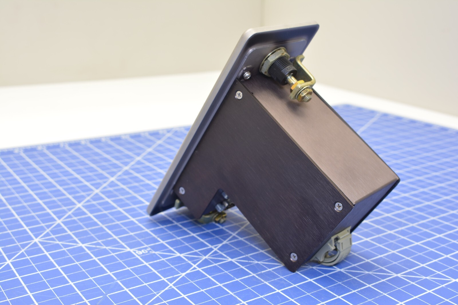 9700-5820-01 / CONTROLLER, 115V 4 BAR ION / ASYST TECHNOLOGIES