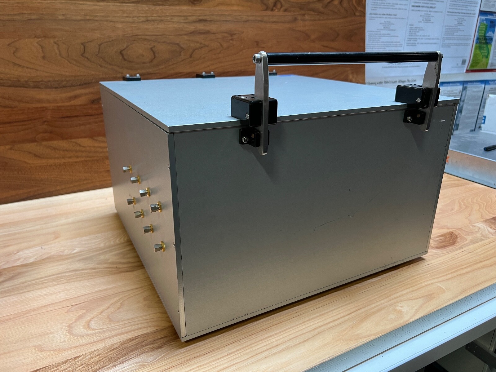 RF Shield Box Faraday enclosure EMI RFID Pass Through Interfaces Hydraulic lid