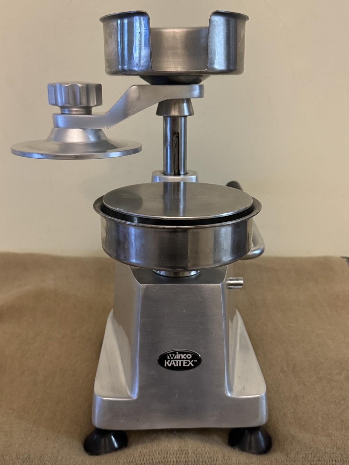 Winco HBP-3 Heavy-Duty Hamburger Patty Press 1/2 lb