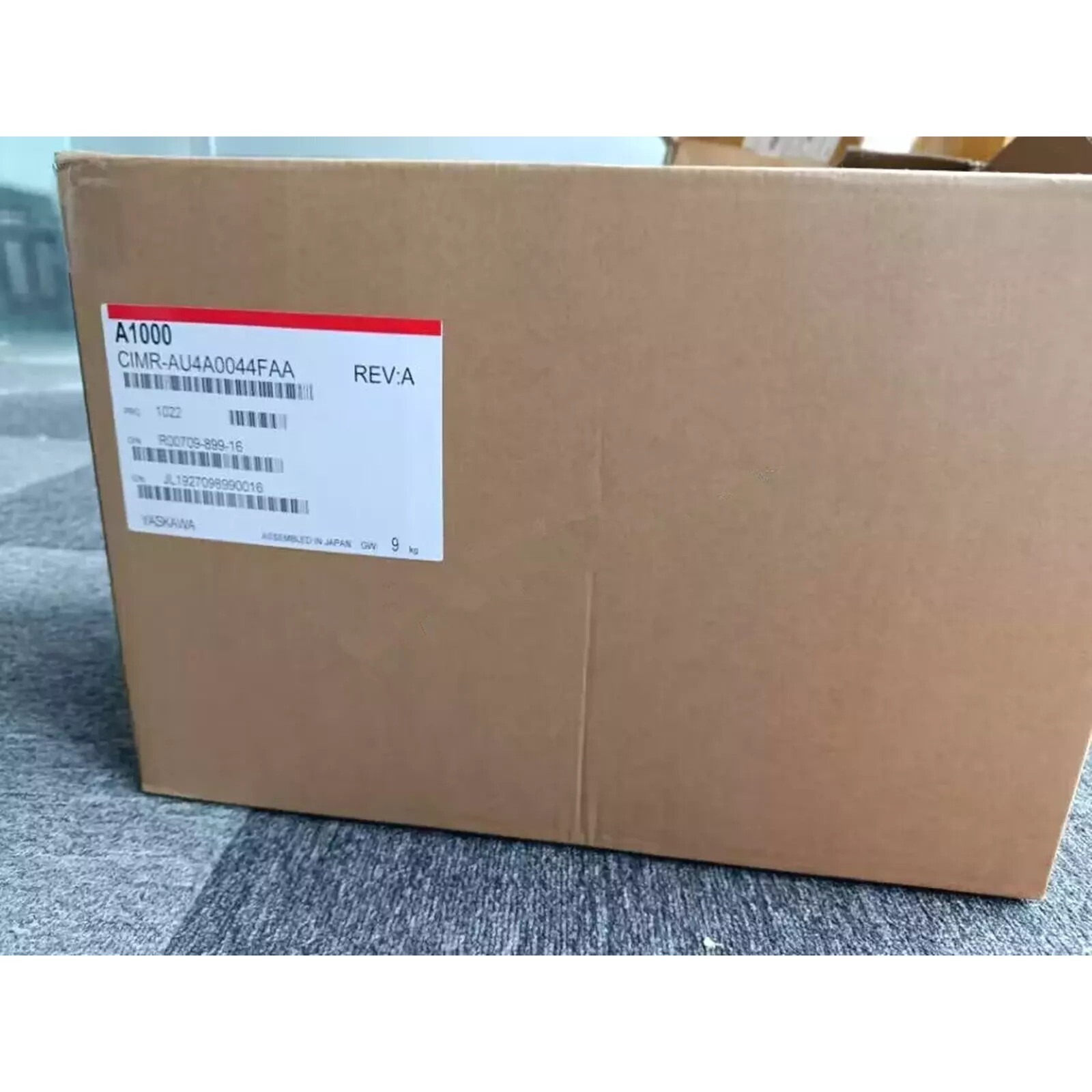 YASKAWA CIMR-AU4A0044FAA NEW IN BOX CIMRAU4A0044FAA AC DRIVE 400V