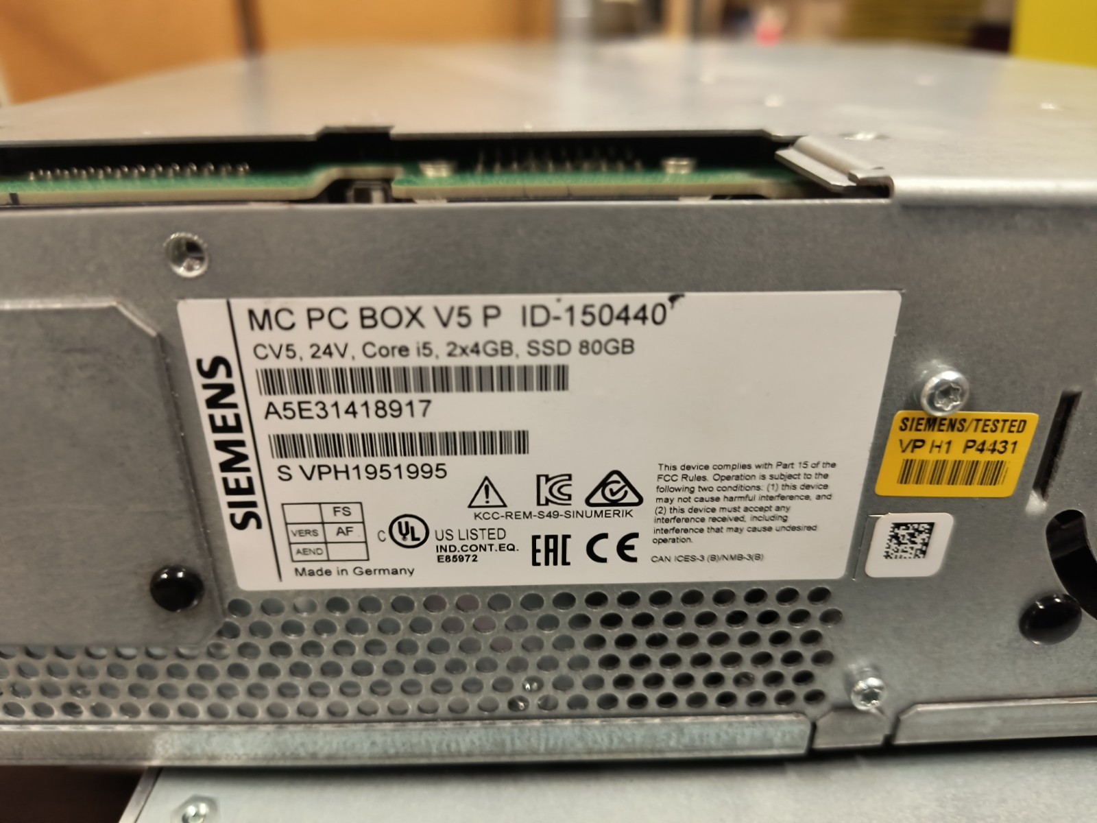 Siemens MC PC Box V5 P – 24v, Core i5, 2×4 GB, SSD 80gb