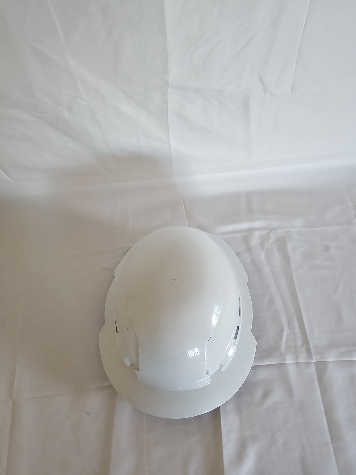 White Safety Hard Hat with Ratchet Suspension Harness, MPN Does Not Apply