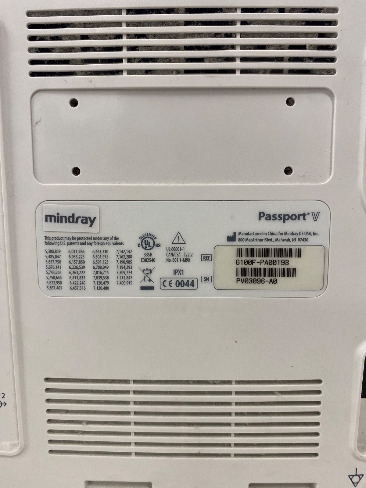 MINDRAY Datascope Passport V Patient Monitor Screen Damage Powers on