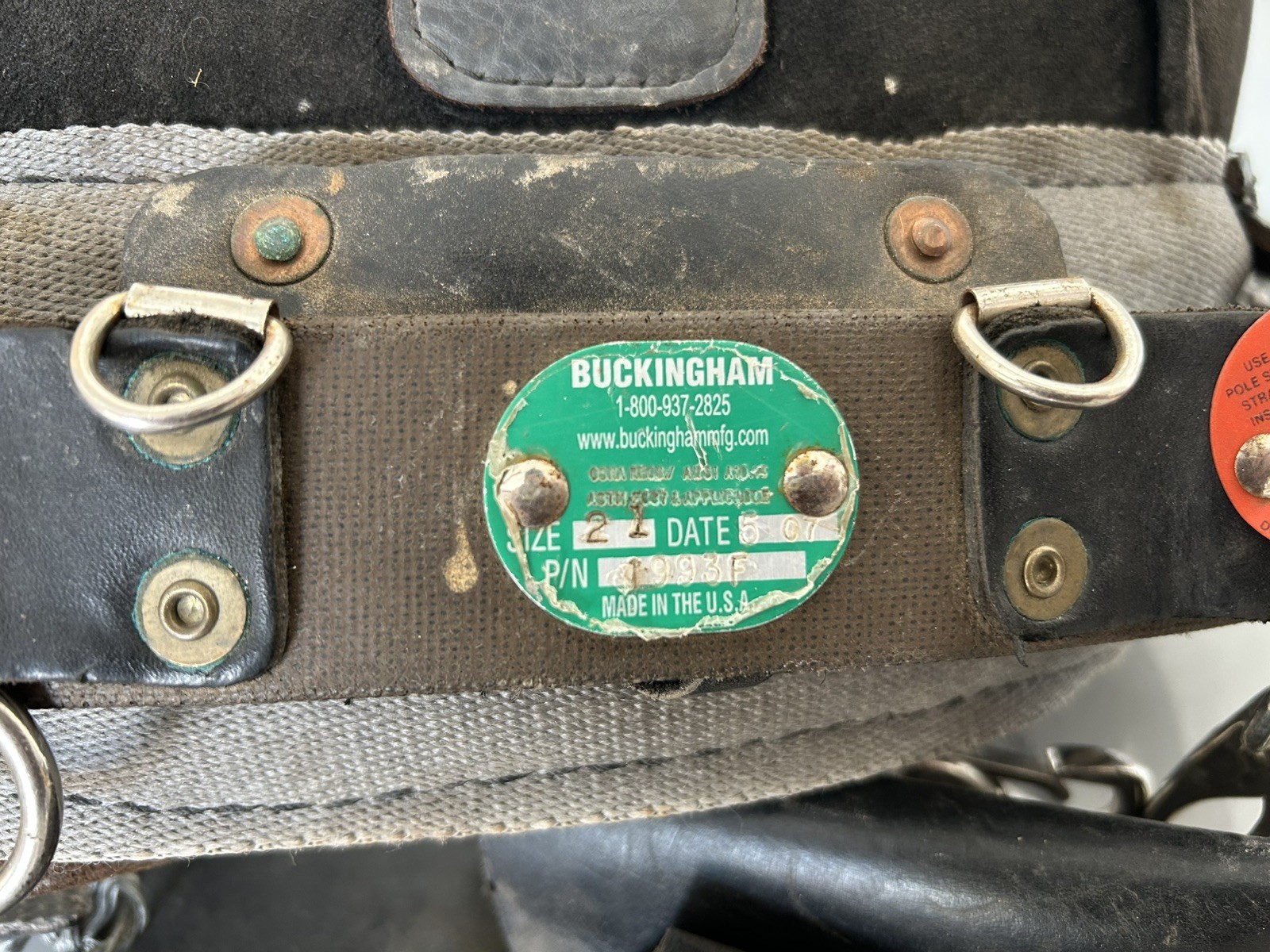 Buckingham Lightweight Lineman Belt 1993F & Tool pouch Size 21 | 5/2007