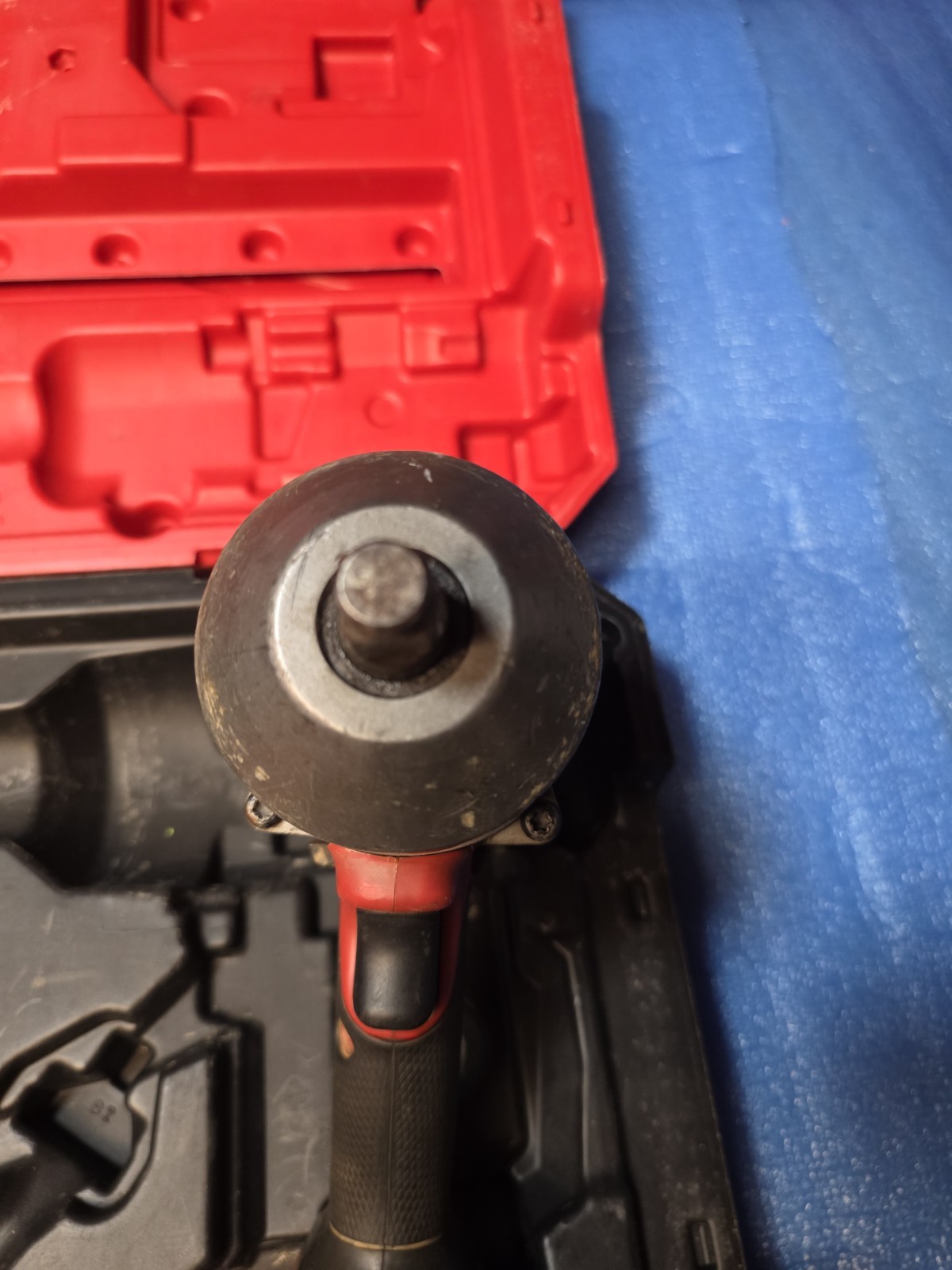 Milwaukee 2767-20 1/2″Impact Wrench W/2x5AH Batteries,Charger,Case free shipping