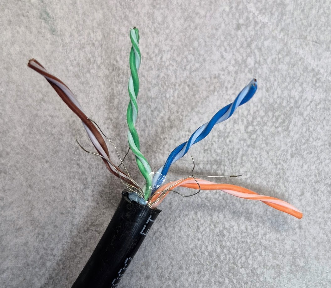 Belden 7958A DataTuff Cat5e 600V Shielded Industrial Ethernet Cable 650-700 ft.