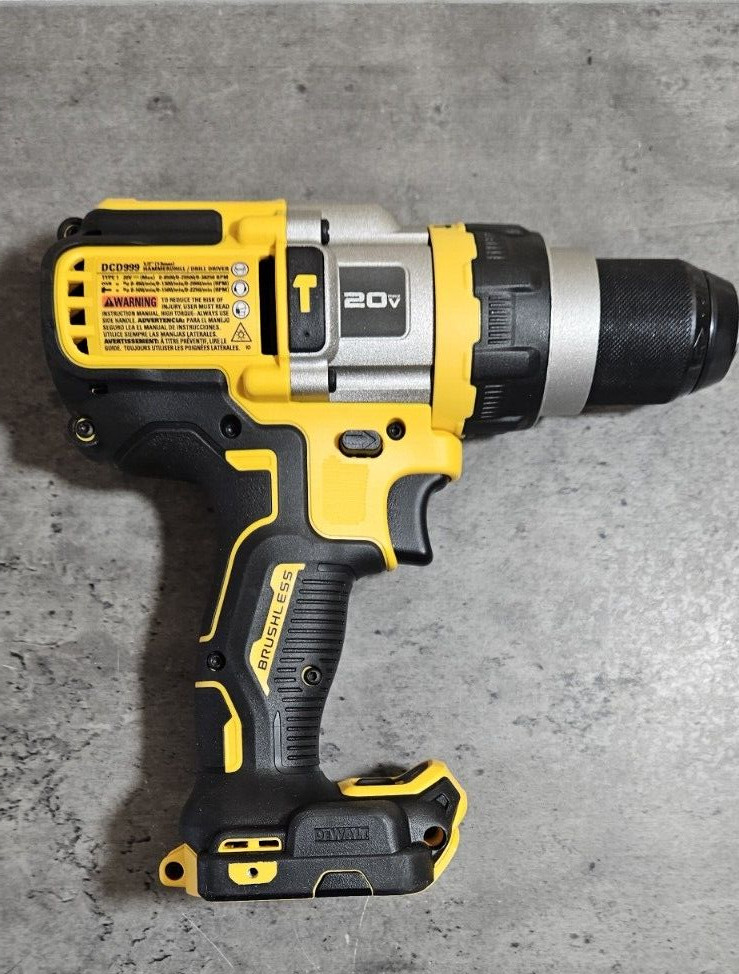 New DeWalt 20 Volt 20v Flex Brushless Cordless 1/2″ Hammer Drill/Driver DCD999
