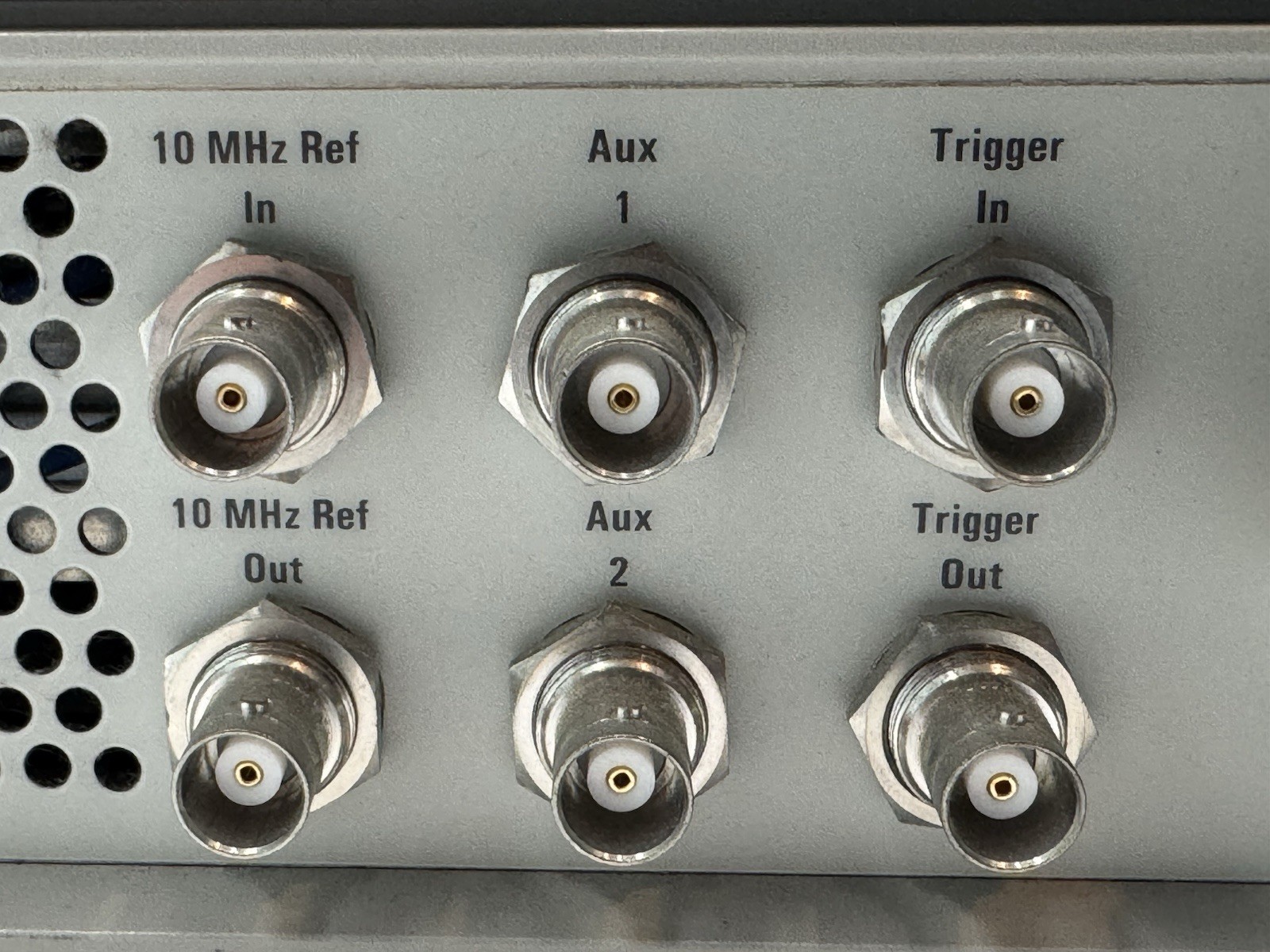 Agilent Keysight N4010A Wireless Connectivity Test Set 101 103 110