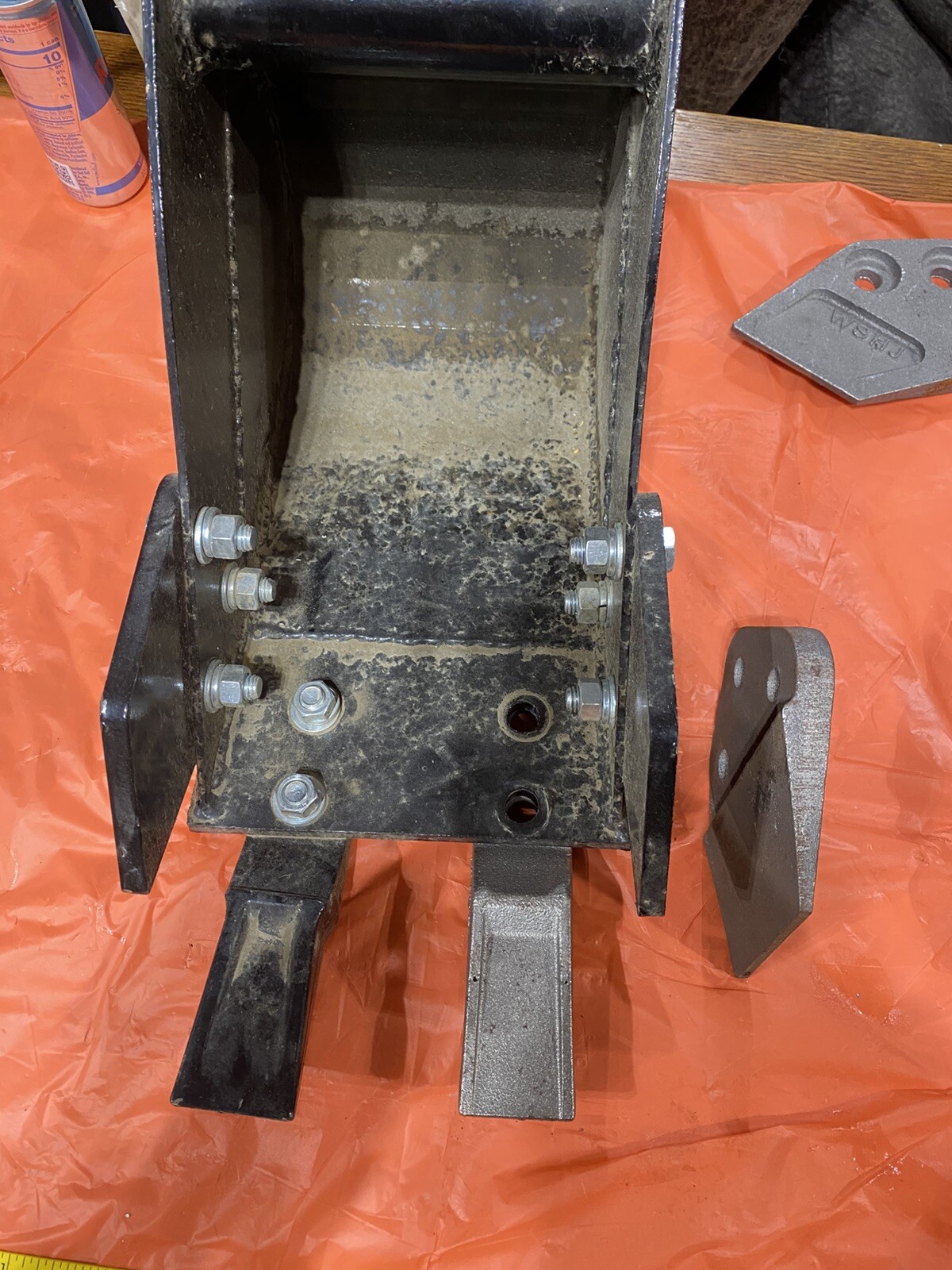 Chinese China One Ton Excavator Bucket Teeth And Grousers 5 Pieces Total