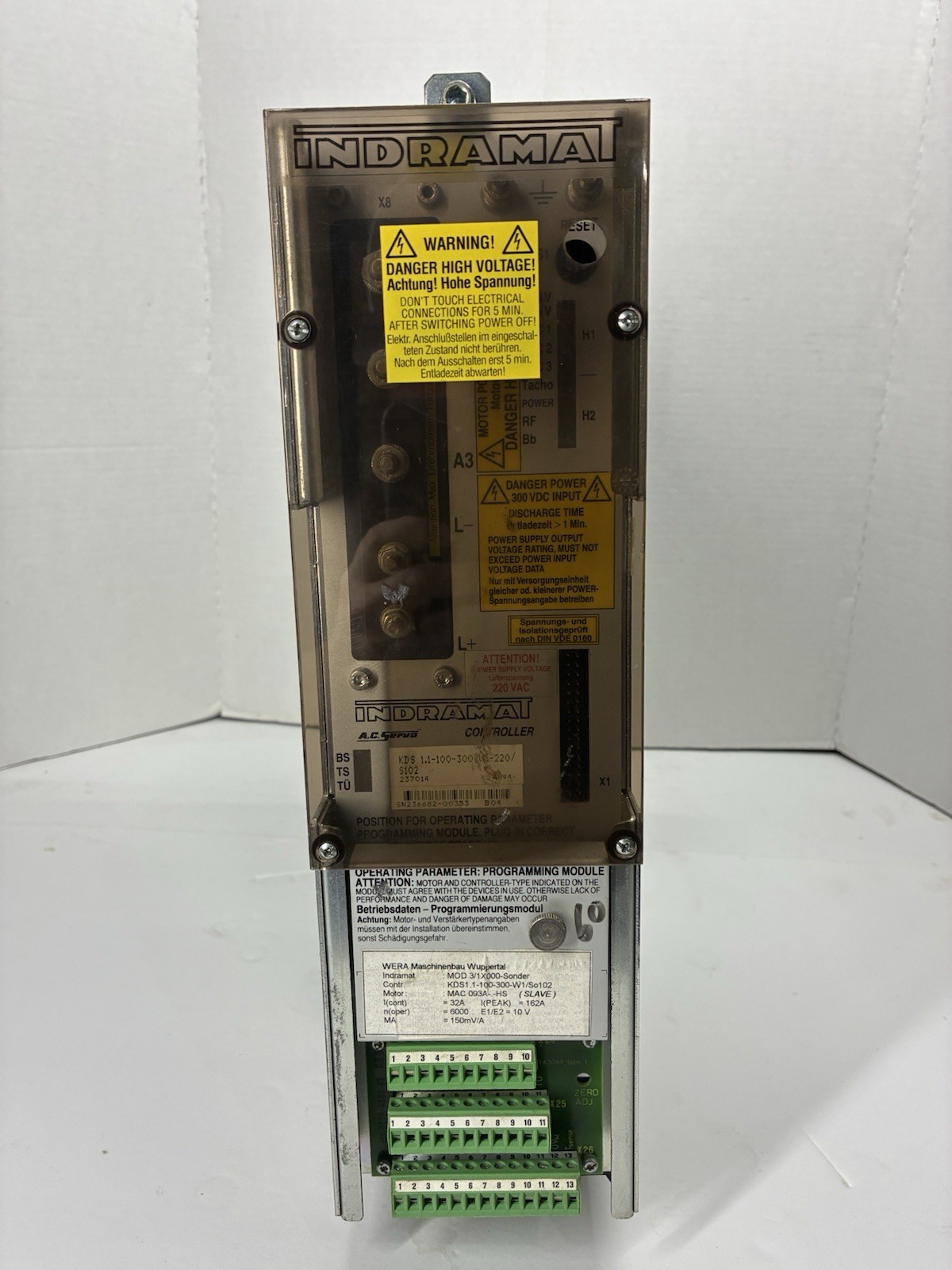 INDRAMAT KDS 1.1-100-300-W1-220 AC SERVO CONTROLLER