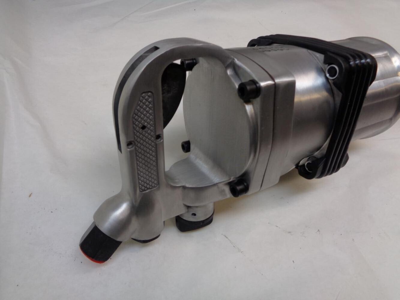 NEW UNBRANDED GENERIC 1″ 1900ft lbs HEAVY DUTY IMPACT WRENCH TOOL R30