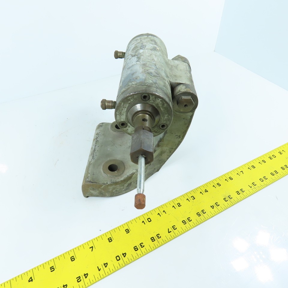 Unknown Make/Model Belt Driven Bolt Down Grinding Tailstock / Headstock