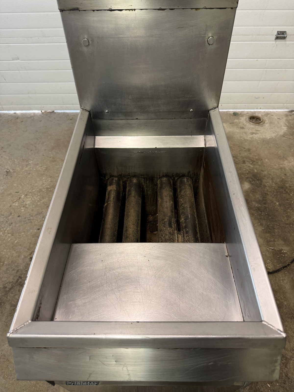 Pitco Frialator Single Bay Commercial Gas Fryer w/ Filtration System SG14