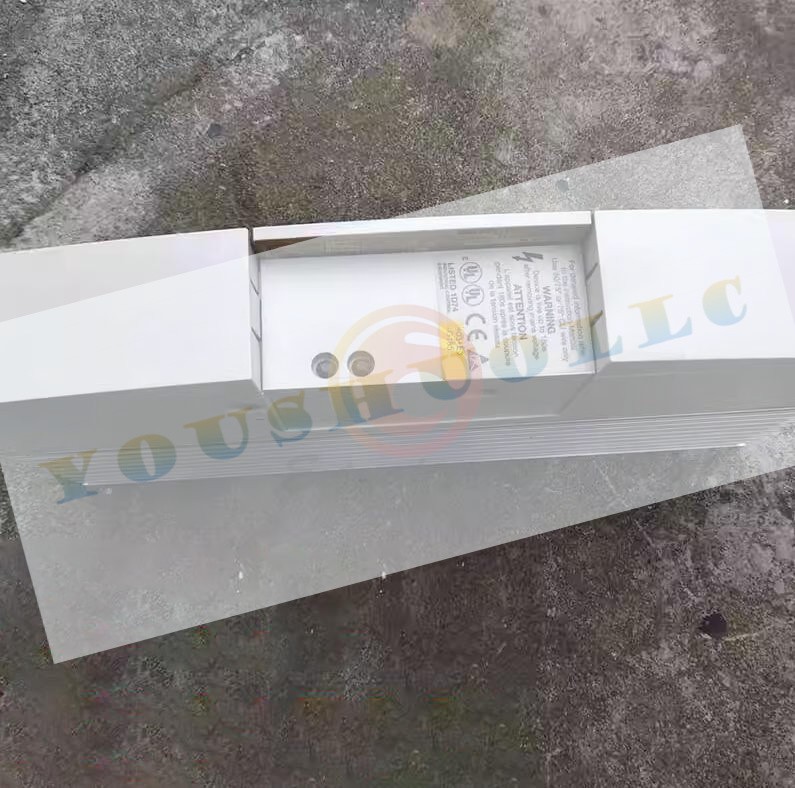 Used 1PC Lenze Inverter EMB9352-E