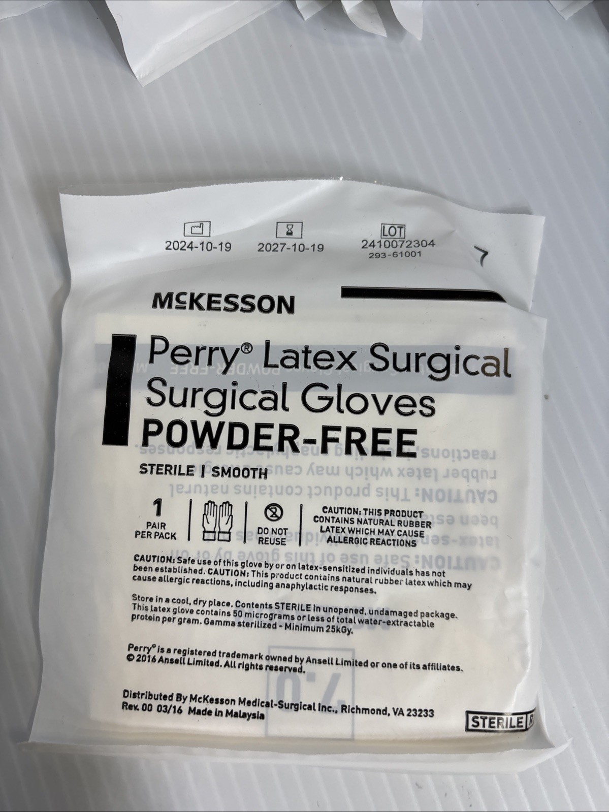 10 Packs/mckesson Size 7 perry latex Surgical gloves powder free 20-1070N