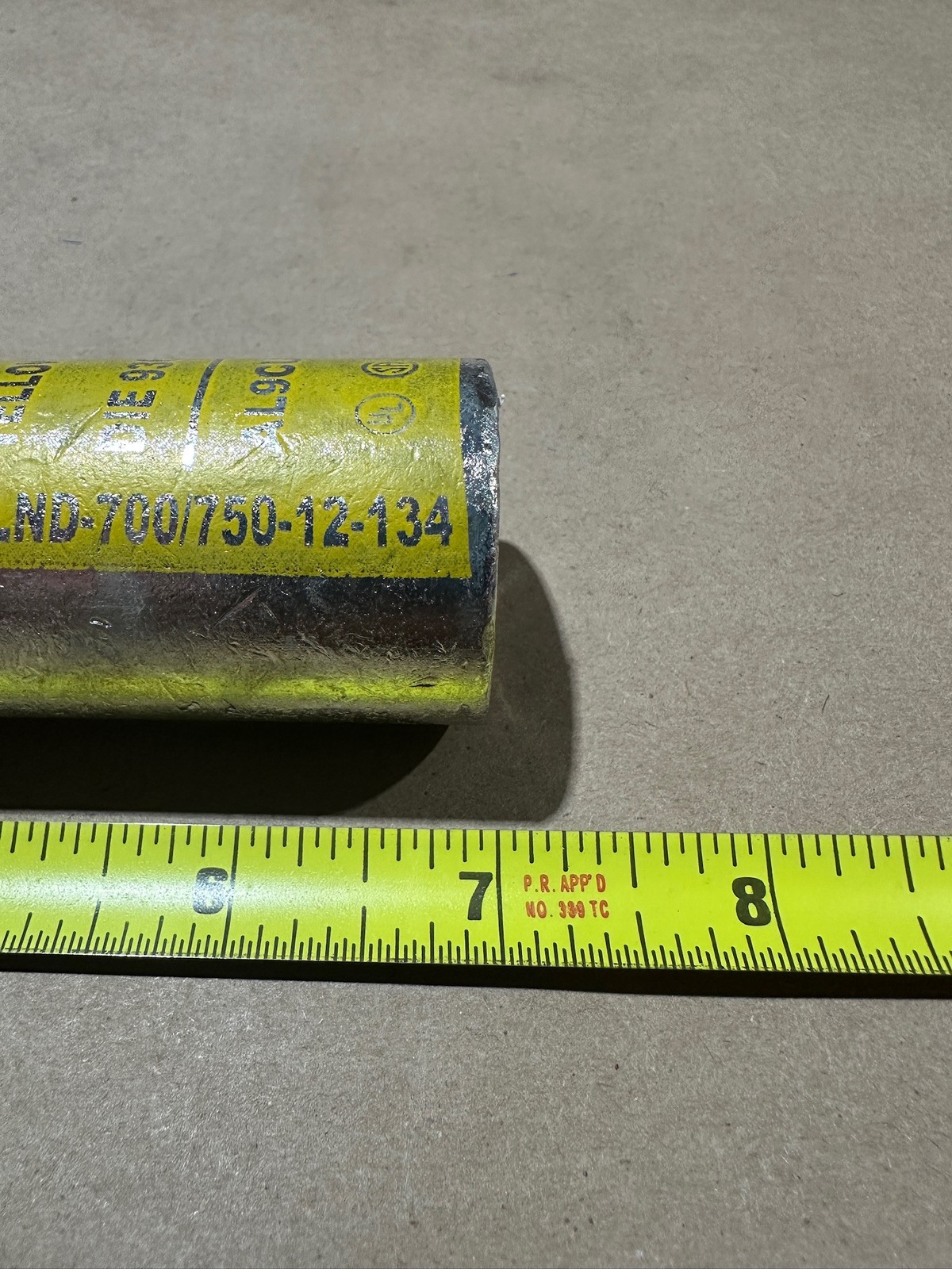 10Pack Ilsco Yellow 700 750 kcmil Surecrimp Aluminum Compression 2-Hole 1/2″ Lug