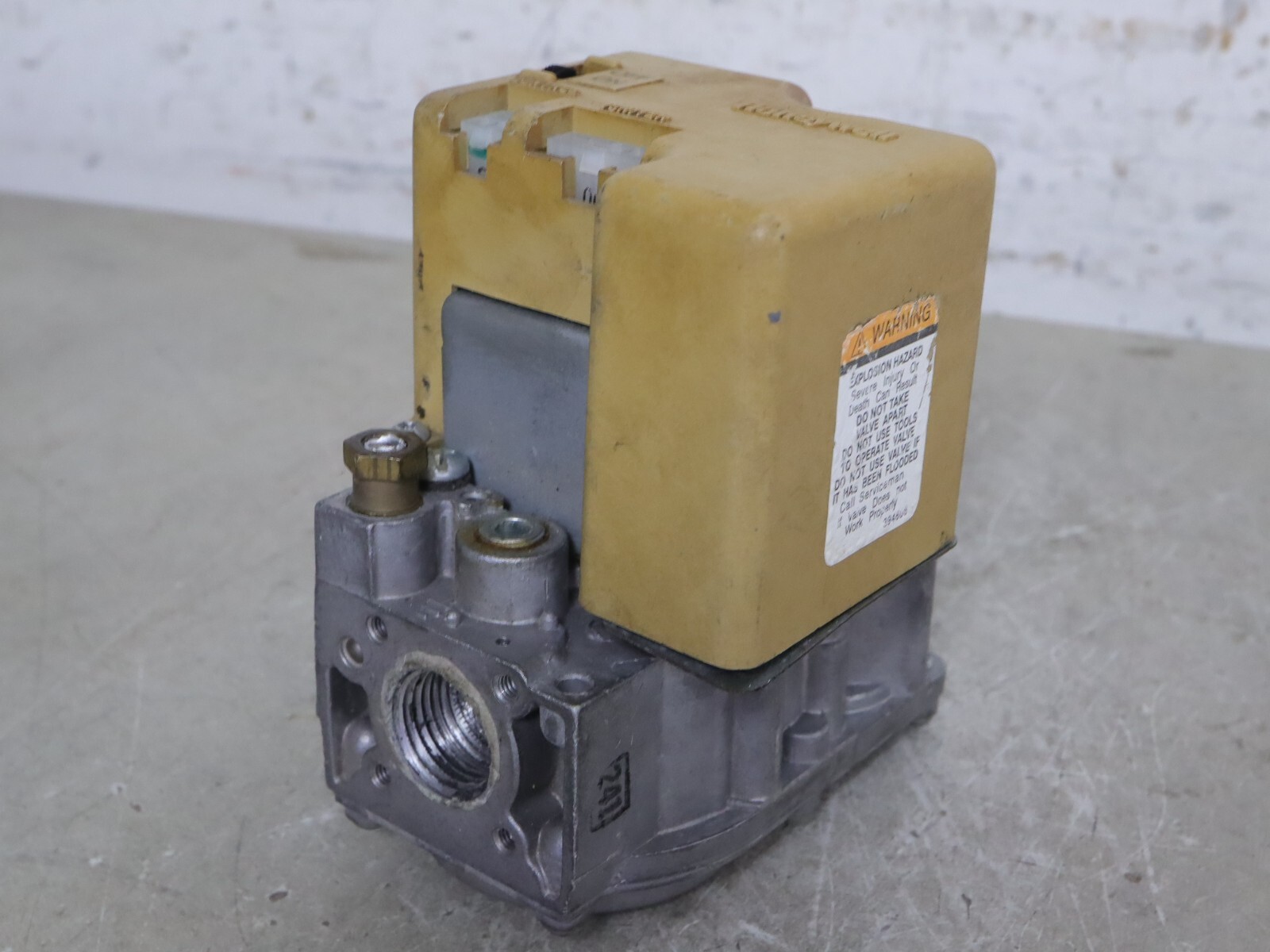 Honeywell SV9501M2056 SmartValve Gas Smart Valve HQ1011421HW