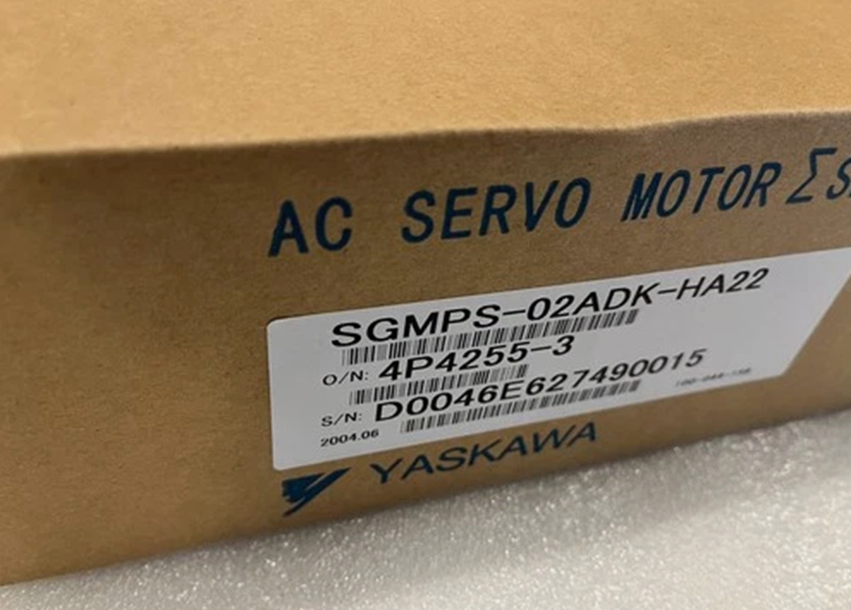 New YASKAWA SGMPS-02ADK-HA22 Servo Motor