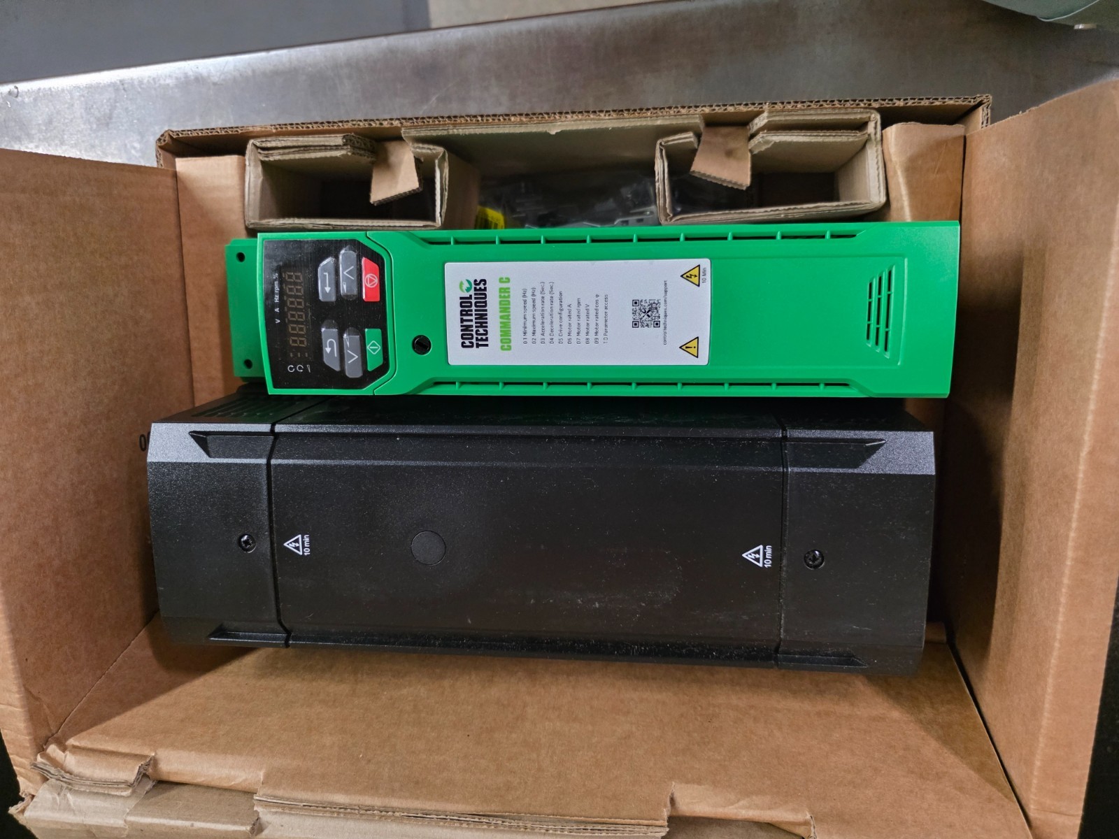 CONTROL TECHNIQUES/NIDEC DRIVE C200-06400470A10101AB100 30/40HP NOS