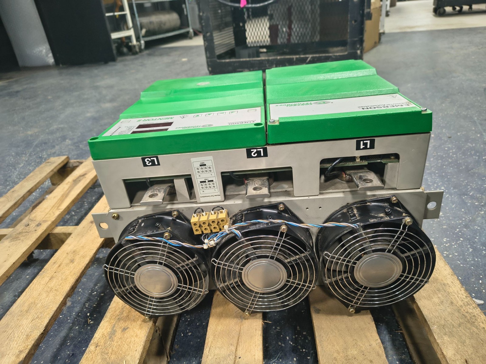 EMERSON CONTROL TECHNIQUES M550-141CD 268HP MNETOR II D.C. DRIVE 550A 460V