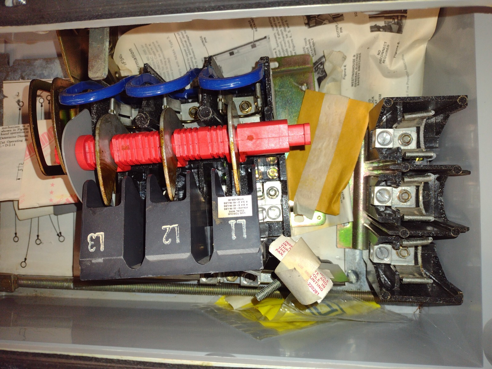Crouse-Hinds NST1018F D Krydon Enclosed Safety Switch, w/Square D H-60-SV 60A