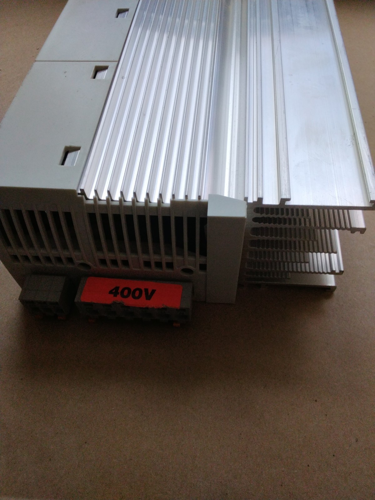 Lenze E82EV152_4B
