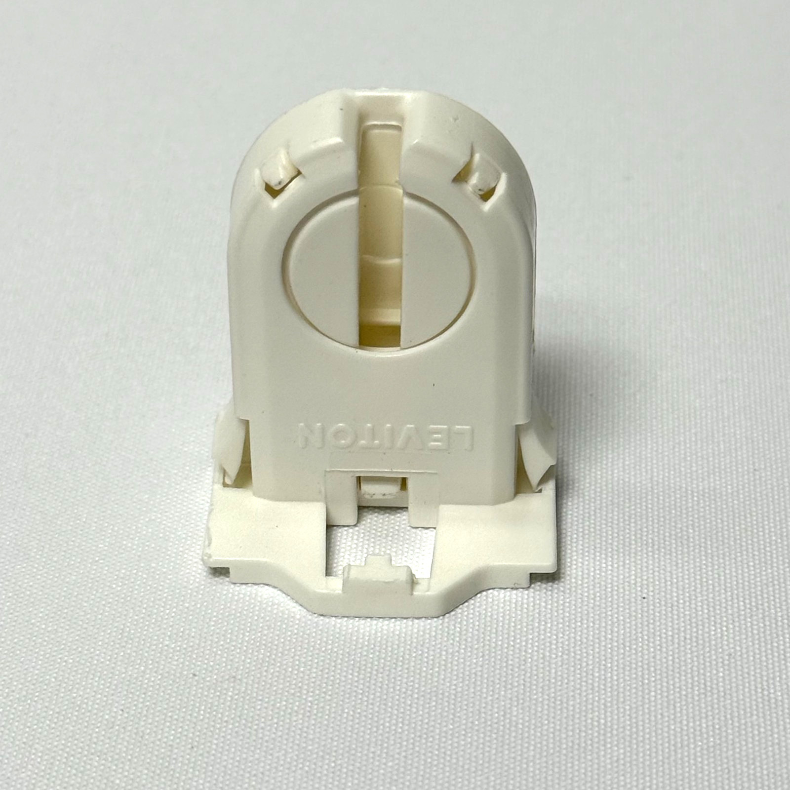 50 x Leviton 23661-SNP Shunted Lamp Holder T8/T12 LED Fluorescent Bi-Pin Socket