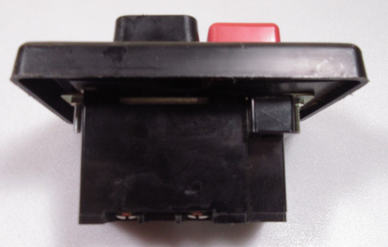 Furnas Push Button Assembly 12BA21T Motor Starter Start/Stop Switch Rockwell