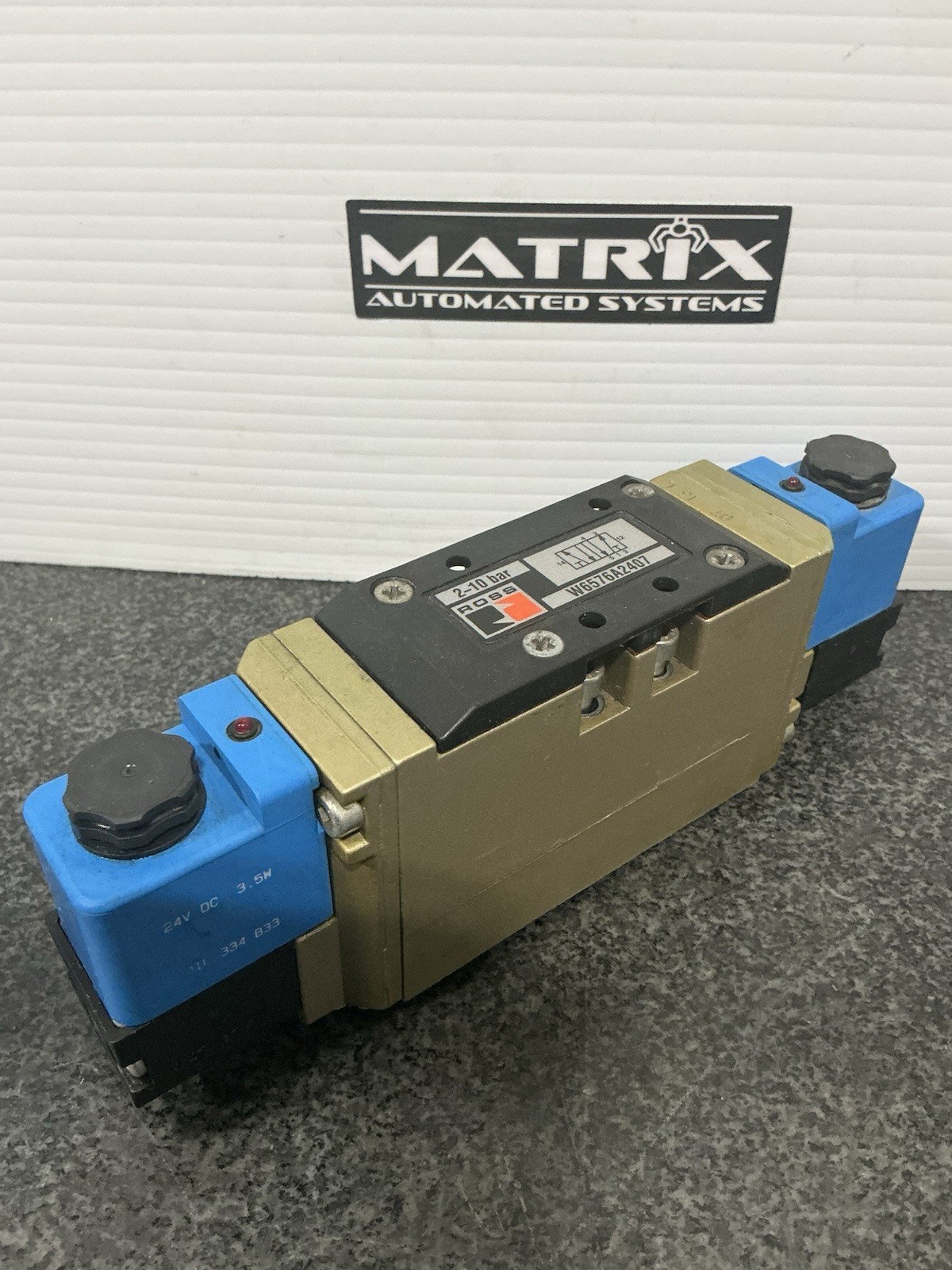 Ross W6576A2407 Pneumatic Double Solenoid Valve
