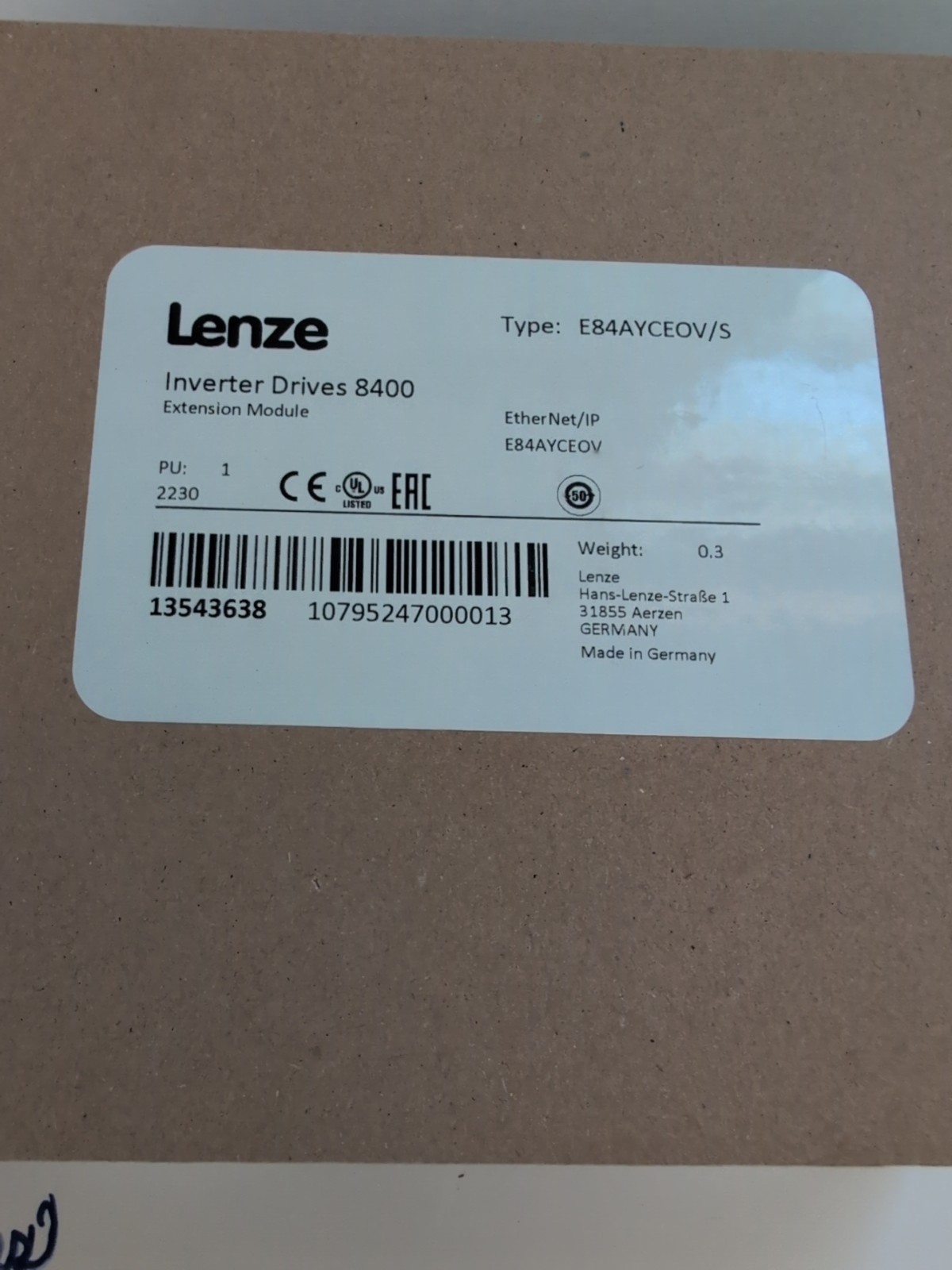 LENZE Inverter drives 8400 Type E84AYCEOV/S Extension Module NEW IN BOX! (t8)