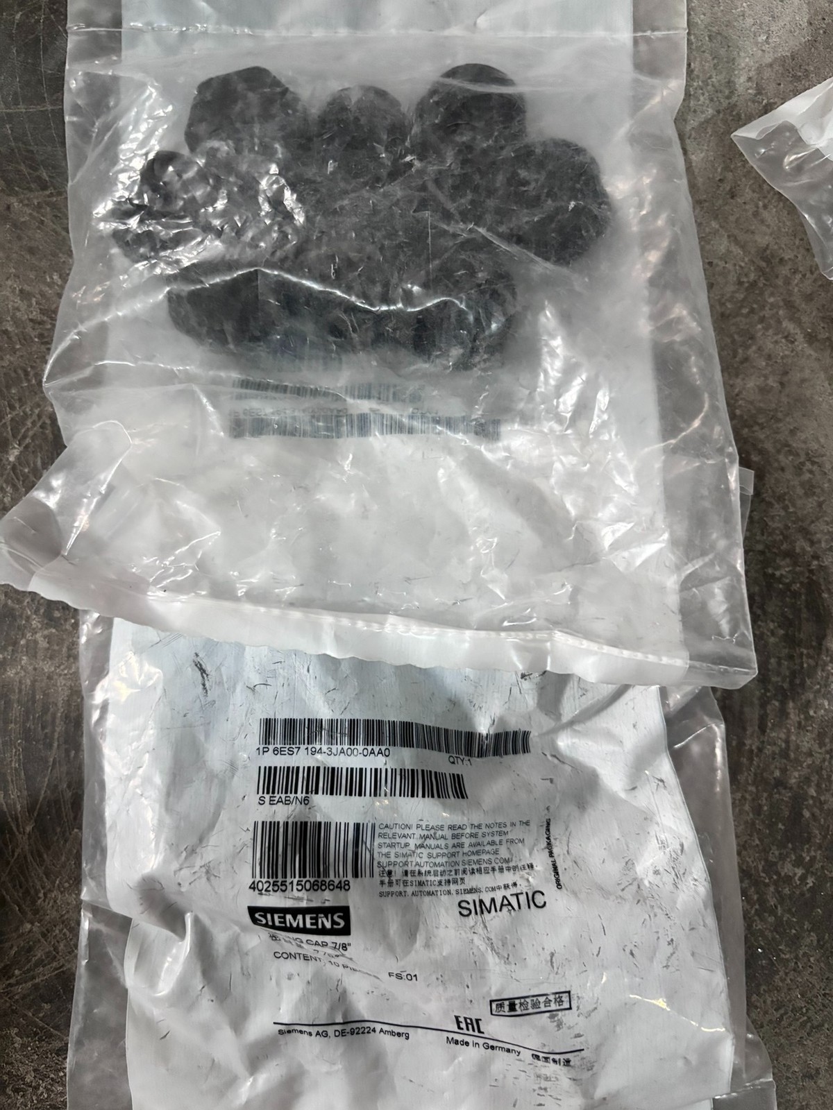 10PCS/1PACK NEW 6ES7194-3JA00-0AA0 sealing cap