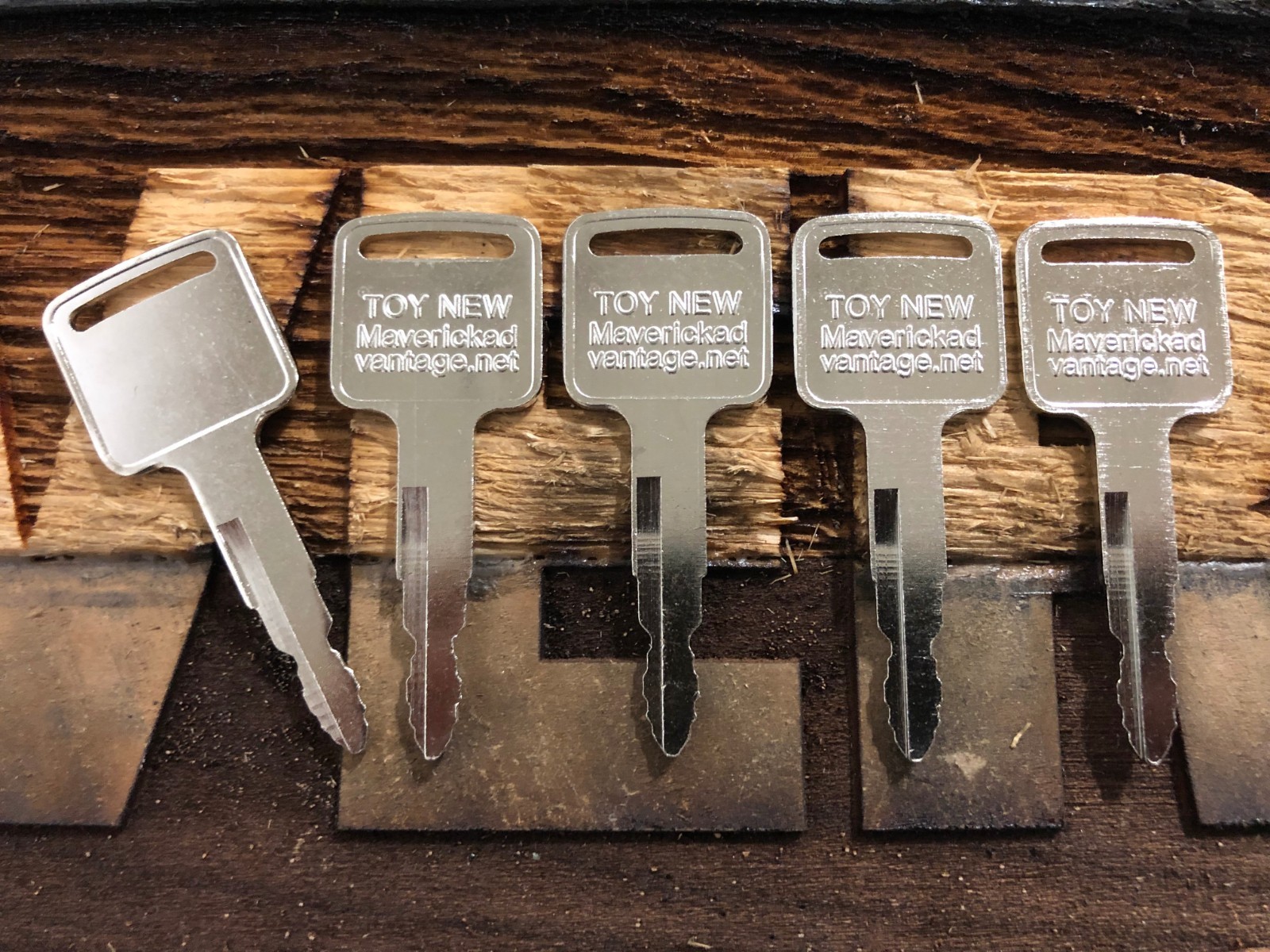 5 FORKLIFT IGNITION KEYS Toyota New 57591-2330-71 A62597 162597 GP33
