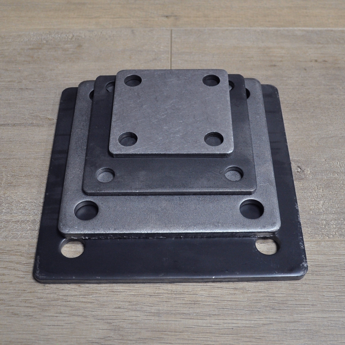 FLAT SQUARE STEEL BASE PLATES WITH 4 HOLES | 3×3 4×4 5×5 6×6 8×8 | QTY Discounts