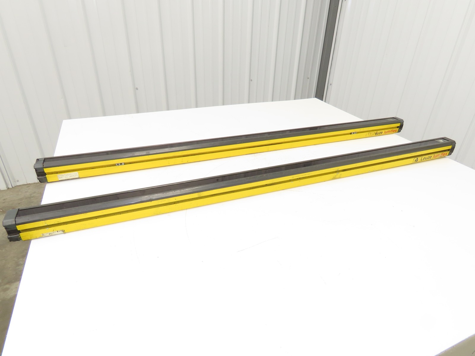 Leuze Lumiflex Safety Light Curtain Transmitter Receiver Set 1200mm-Parts/Repair