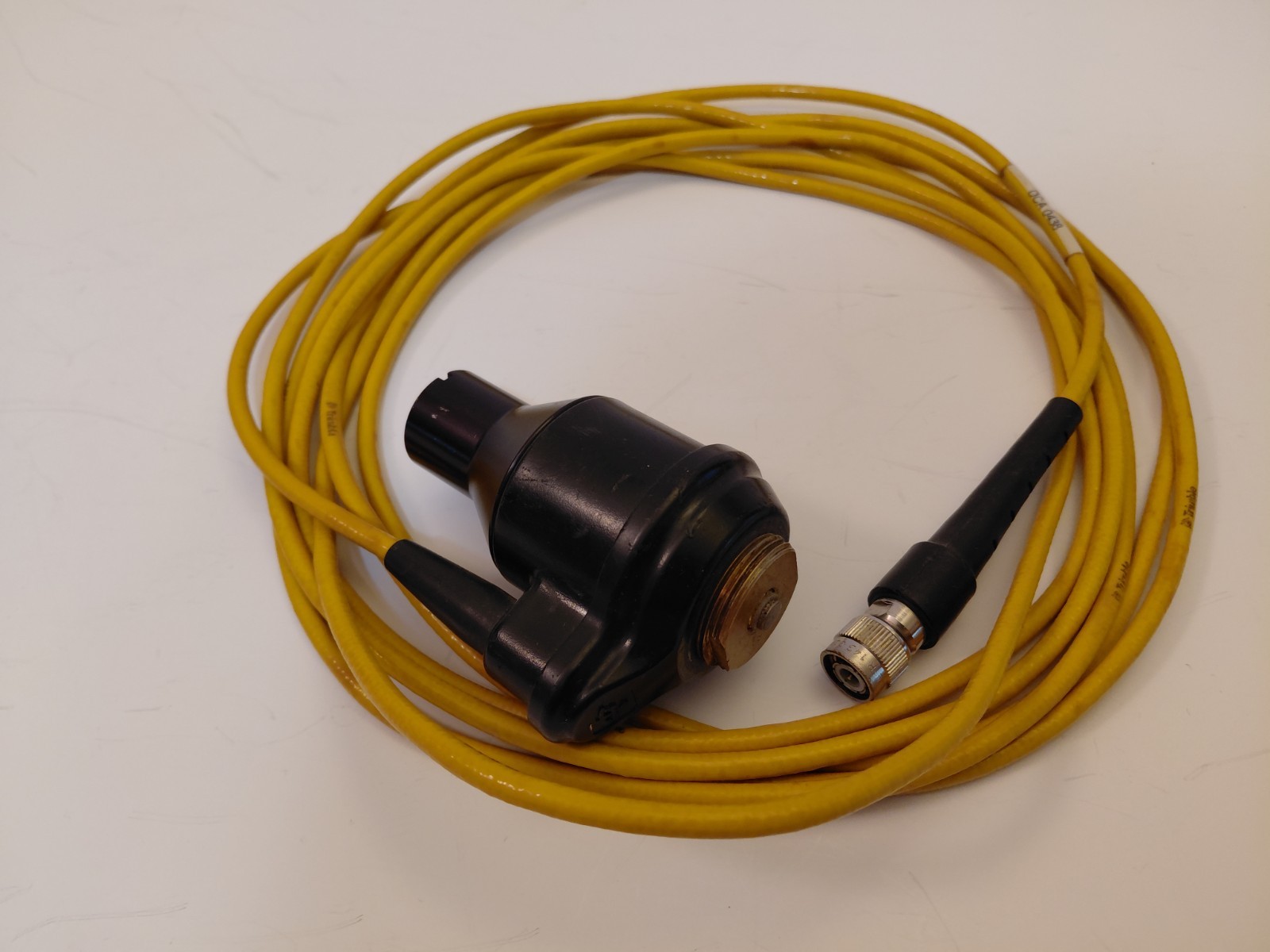 Trimble 22720-10 REV F Cable TNC-Antenna Mount