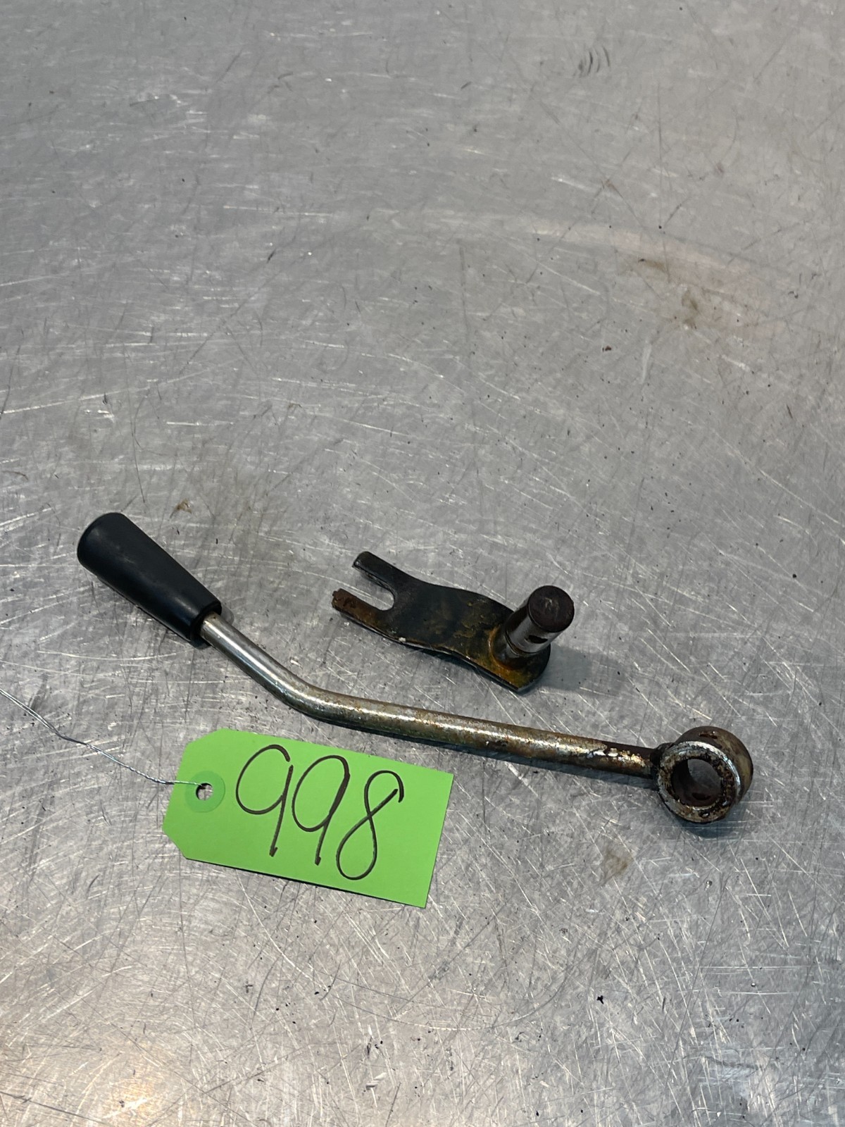 Iseki TS1610 Tractor Lever & Arm